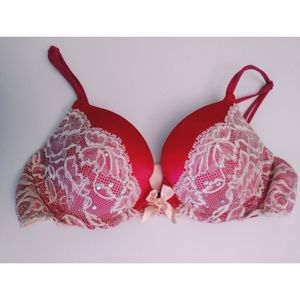 Victoria's Secret Very Sexy Plunge Bra